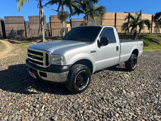 FORD F-250 3.9 XLT MAX POWER 4X4 CS DIESEL 2P MANUAL